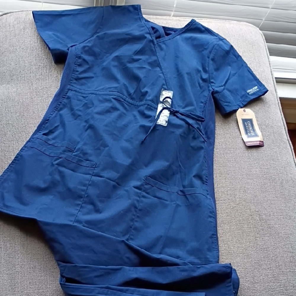 NWT Cherokee Navy Maternity Scrubs